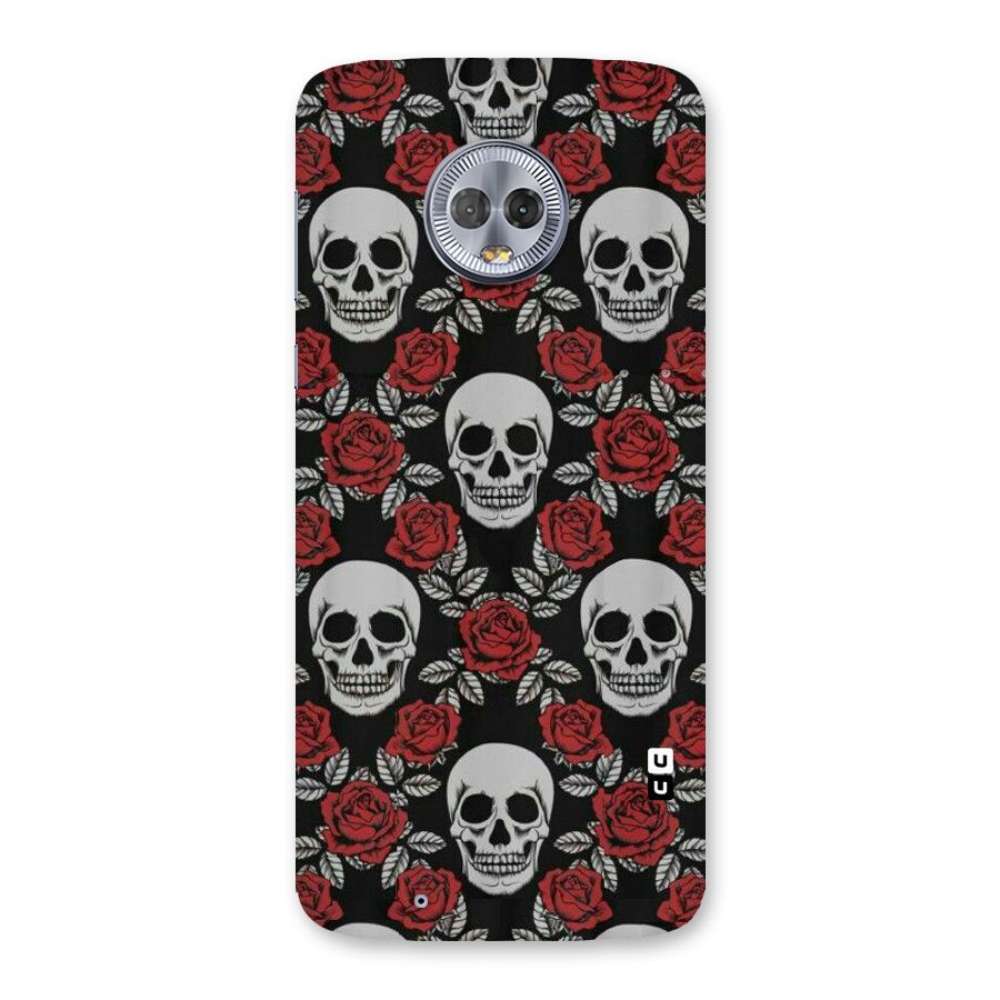 Grey Skulls Back Case for Moto G6
