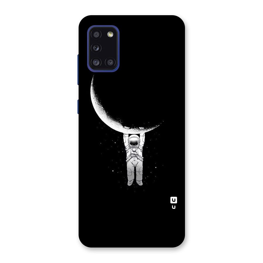 Hanging Astronaut Back Case for Galaxy A31