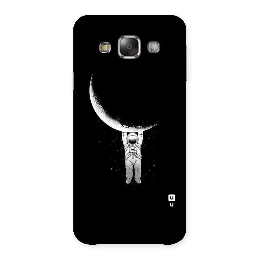 Hanging Astronaut Back Case for Galaxy E7