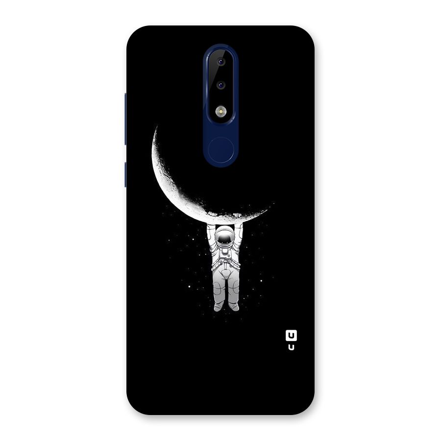 Hanging Astronaut Back Case for Nokia 5.1 Plus