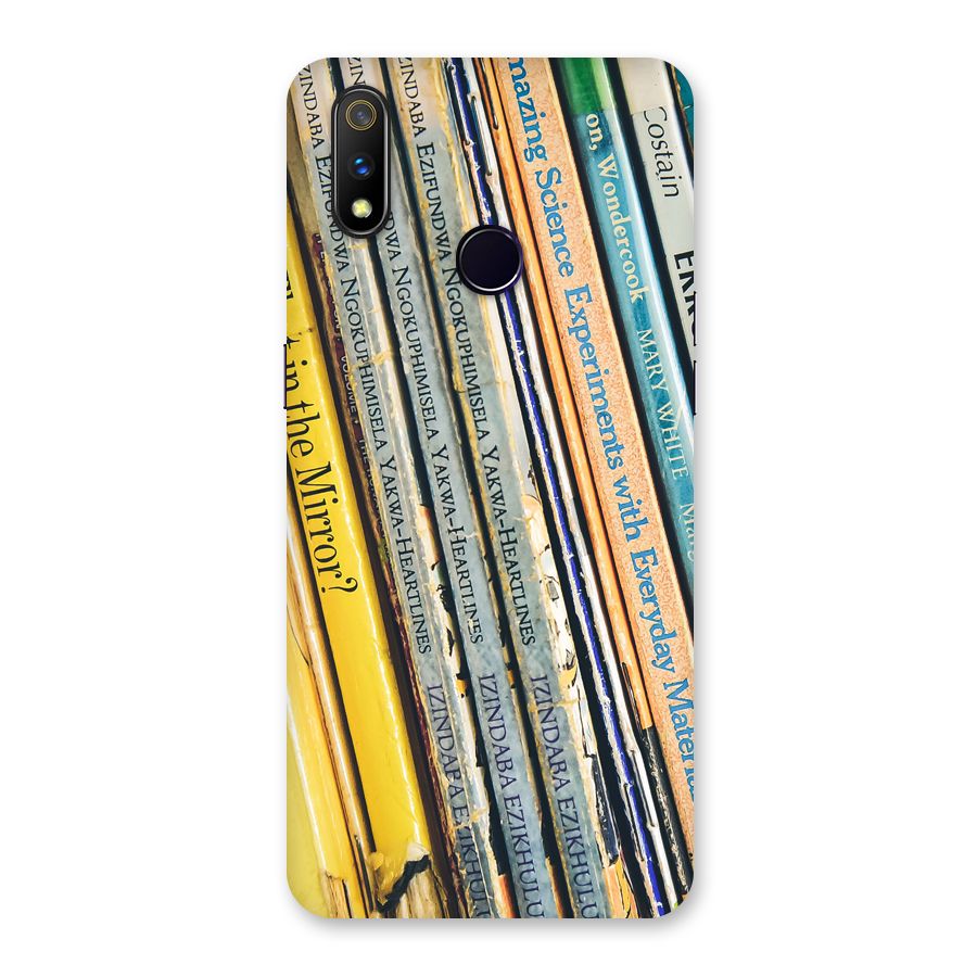 In Love with Books Back Case for Realme 3 Pro