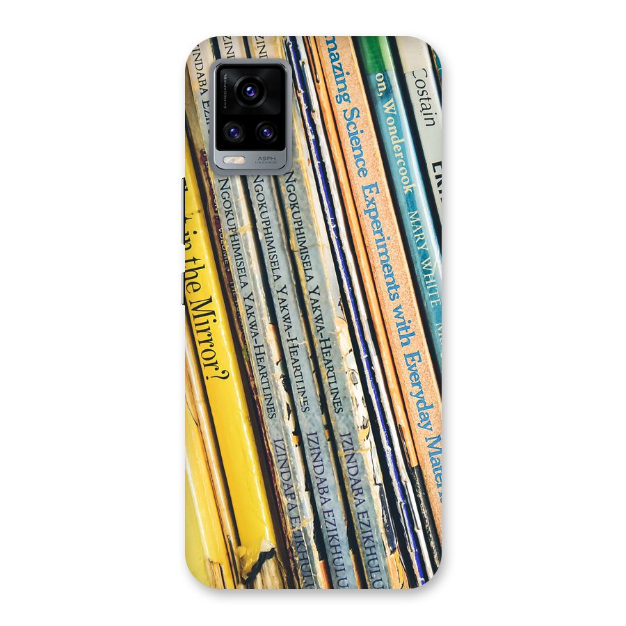 In Love with Books Back Case for Vivo V20
