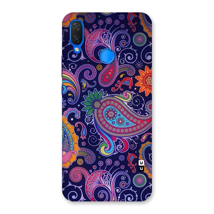 Mehendi Pattern Back Case for Huawei P Smart+