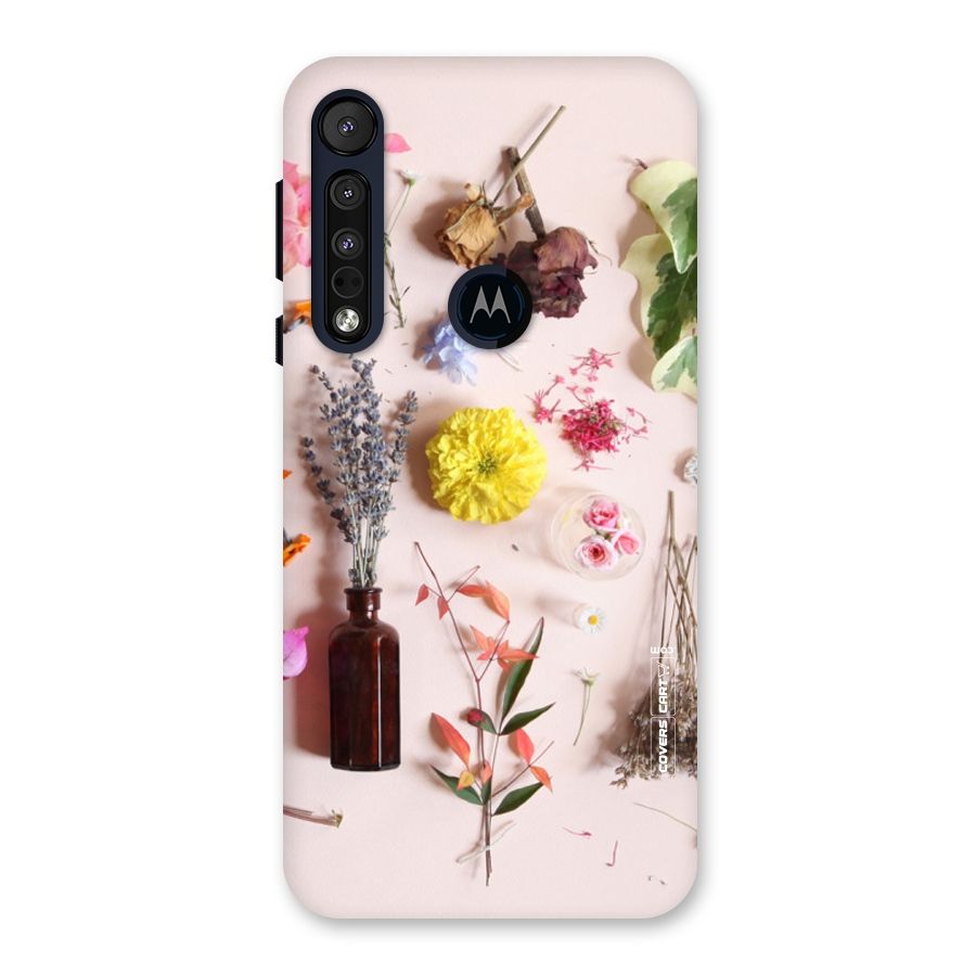 Old Petals Back Case for Motorola One Macro