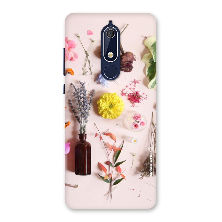 Old Petals Back Case for Nokia 5.1