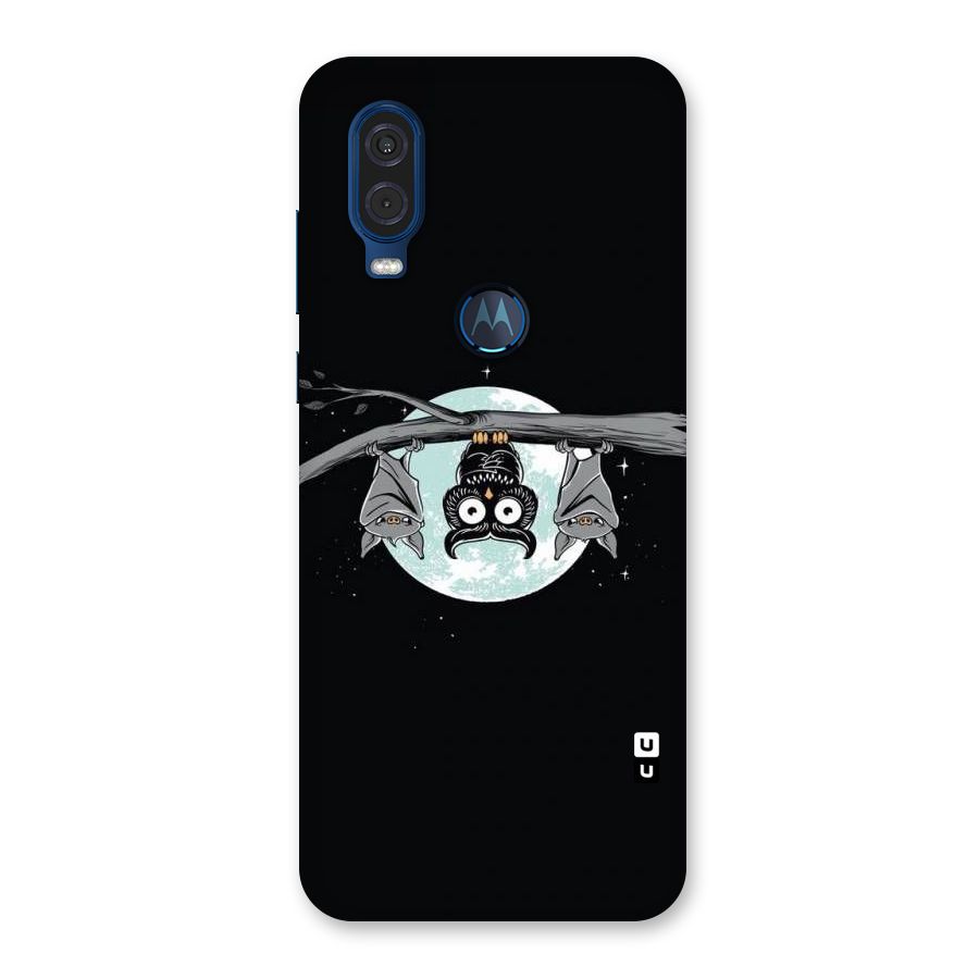Owl Hanging Back Case for Motorola One Vision