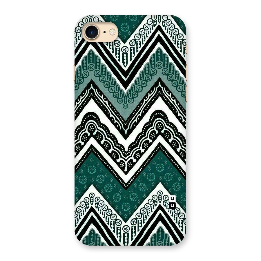 Patterned Chevron Back Case for iPhone 7
