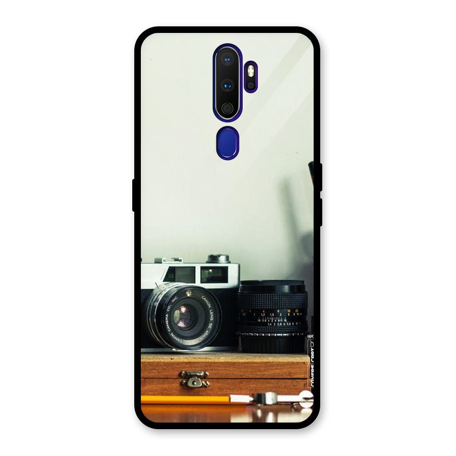 Photographer Desk Glass Back Case for Oppo A9 (2020)