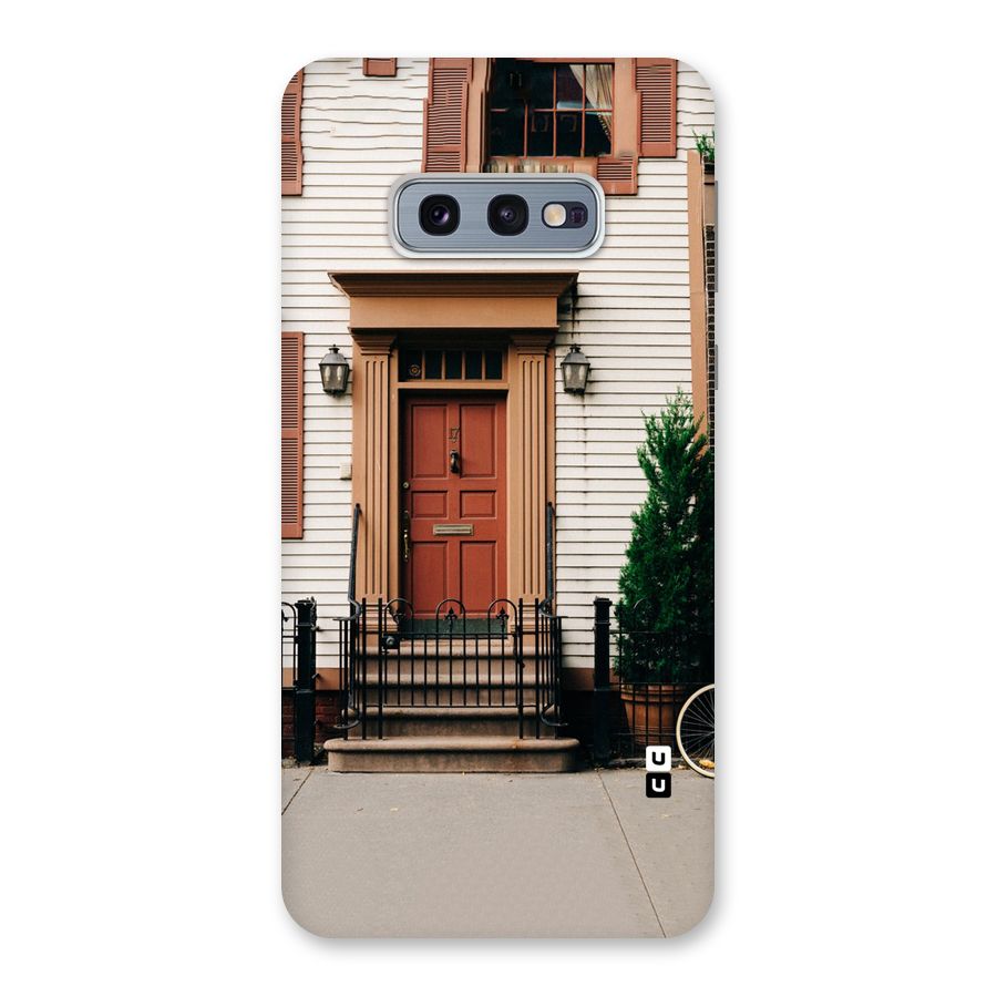 Pretty Orange Door Back Case for Galaxy S10e