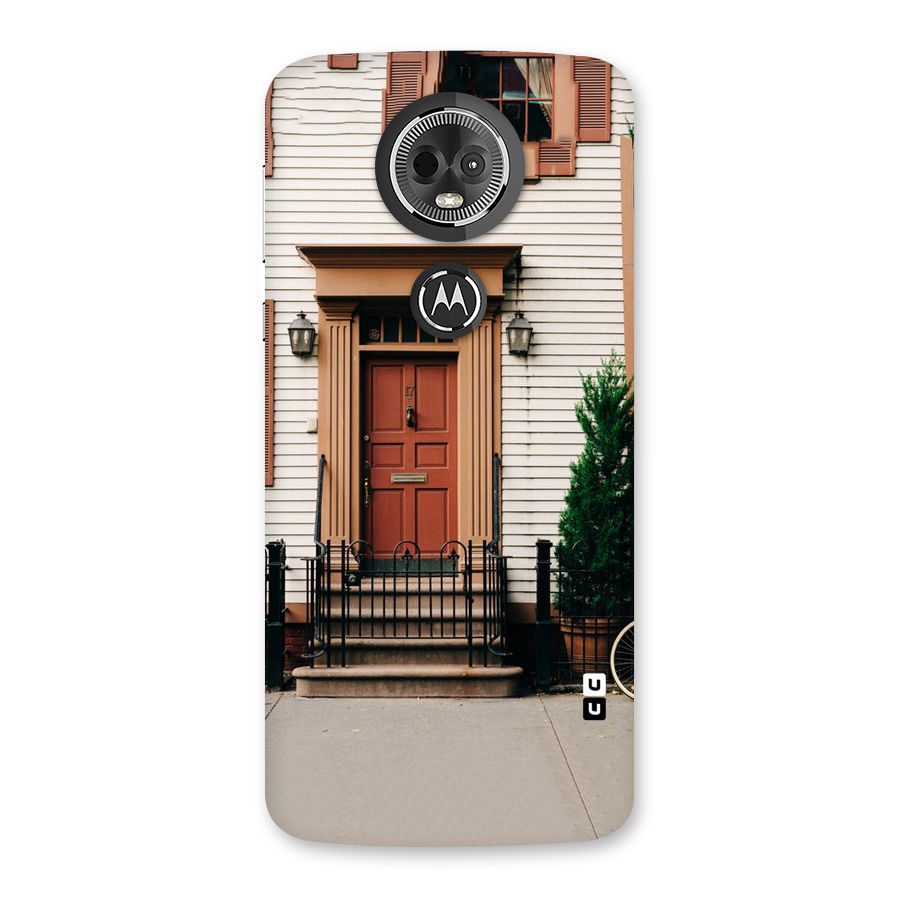 Pretty Orange Door Back Case for Moto E5 Plus