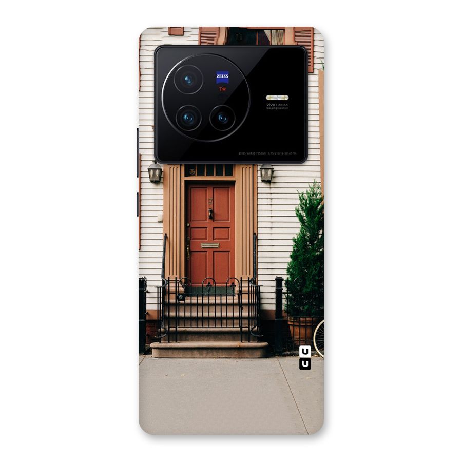 Pretty Orange Door Back Case for Vivo X80