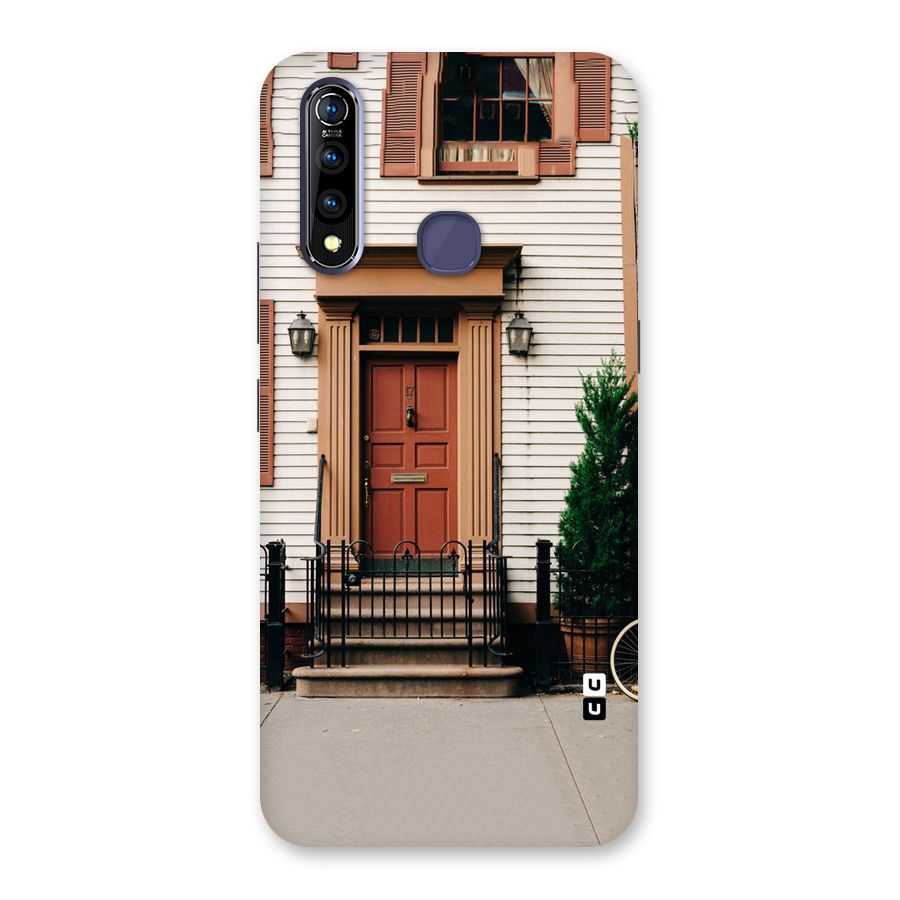 Pretty Orange Door Back Case for Vivo Z1 Pro