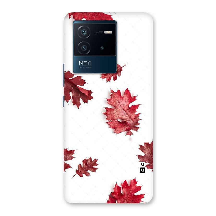 Red Appealing Autumn Leaves Back Case for Vivo iQOO Neo 6 5G