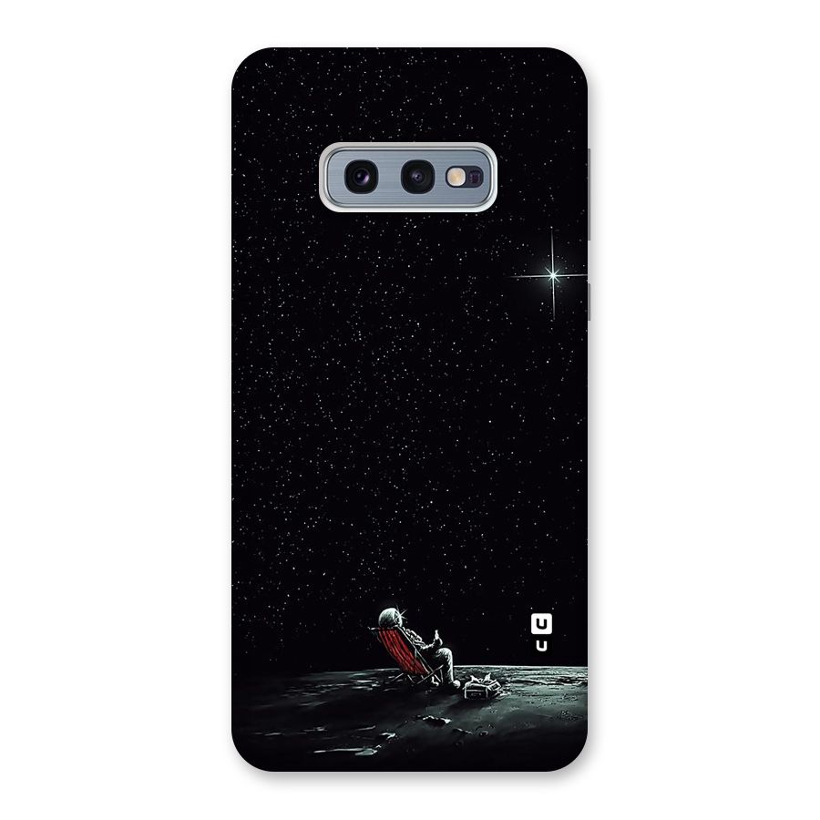 Resting Spaceman Face Back Case for Galaxy S10e