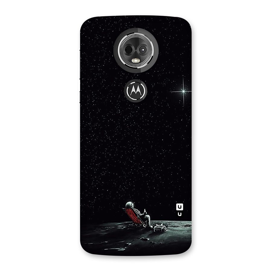 Resting Spaceman Face Back Case for Moto E5 Plus