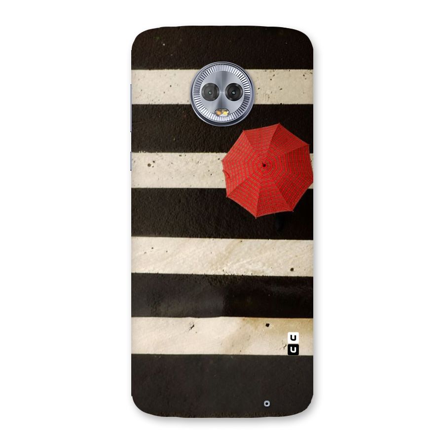 Single Red Umbrella Stripes Back Case for Moto G6 Plus