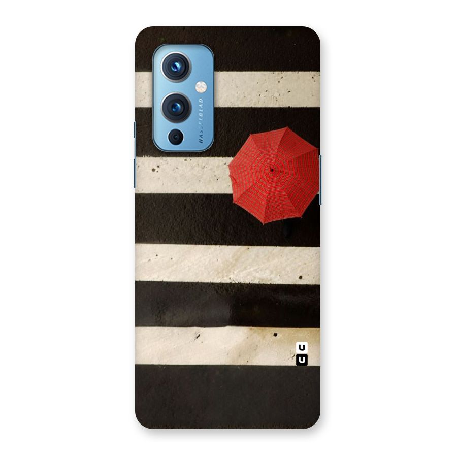 Single Red Umbrella Stripes Back Case for OnePlus 9