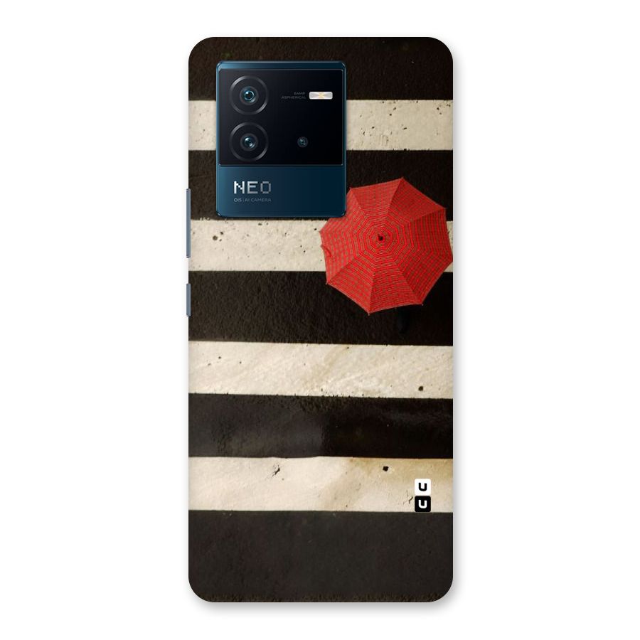 Single Red Umbrella Stripes Back Case for Vivo iQOO Neo 6 5G
