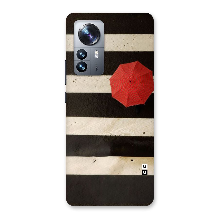 Single Red Umbrella Stripes Back Case for Xiaomi 12 Pro