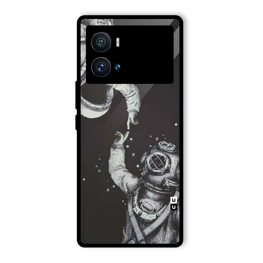 Space Meeting Glass Back Case for Vivo iQOO 9 Pro