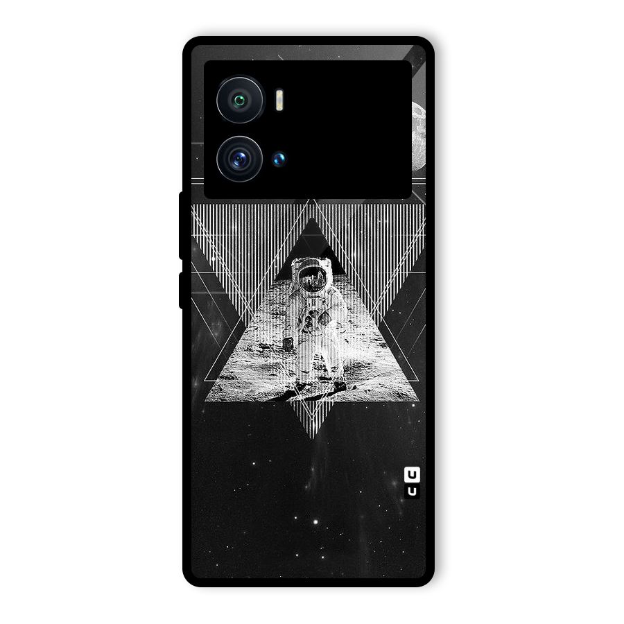 Space Triangle Abstract Glass Back Case for Vivo iQOO 9 Pro