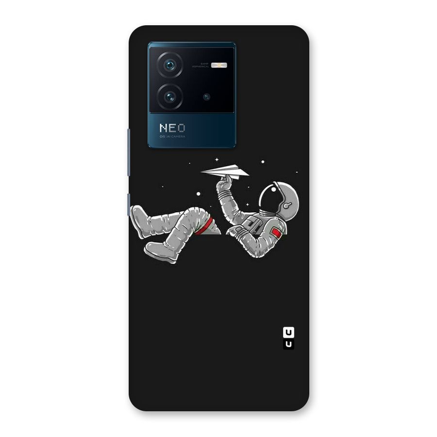 Spaceman Flying Back Case for Vivo iQOO Neo 6 5G
