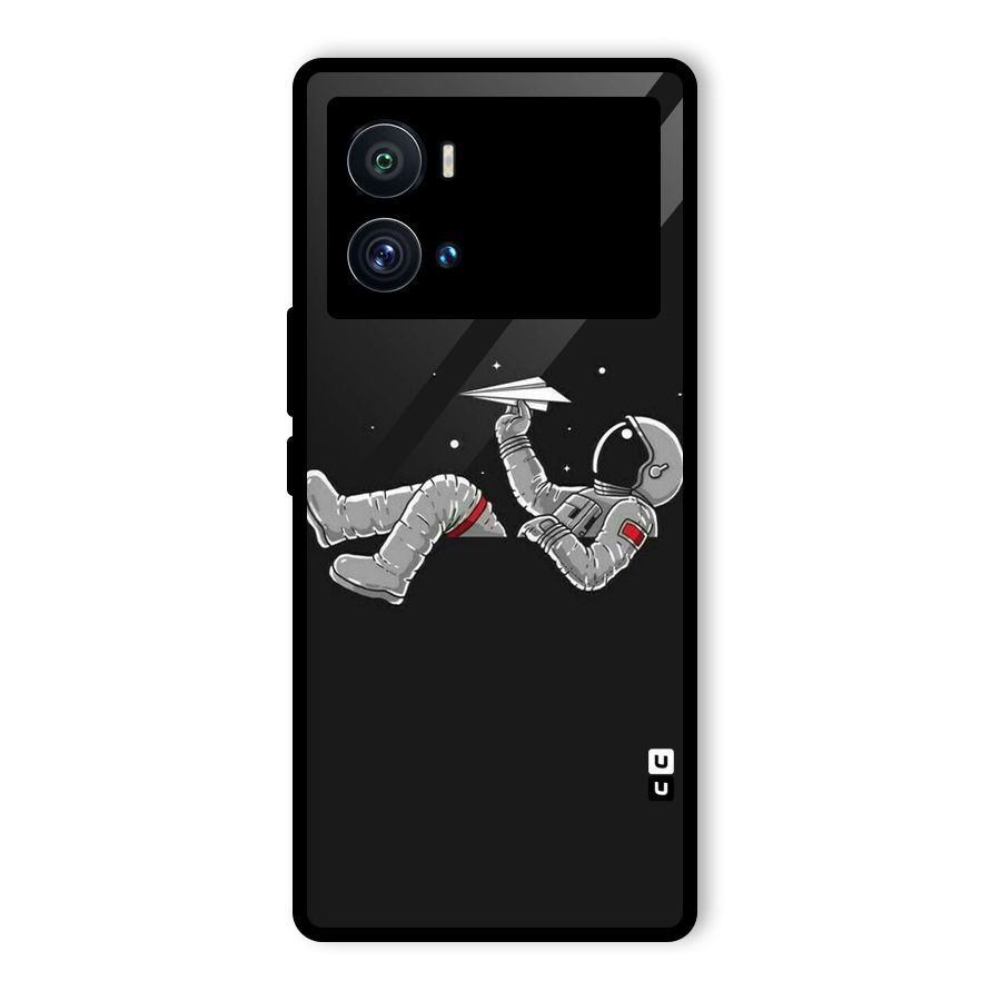 Spaceman Flying Glass Back Case for Vivo iQOO 9 Pro