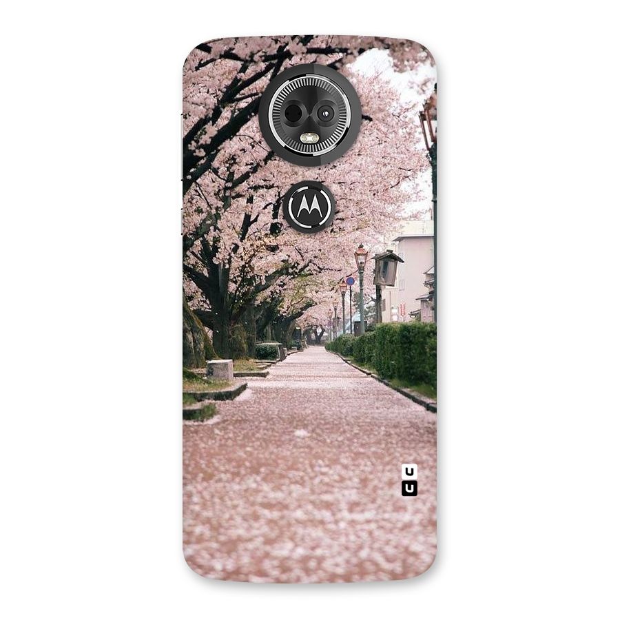 Street In Pink Flowers Back Case for Moto E5 Plus