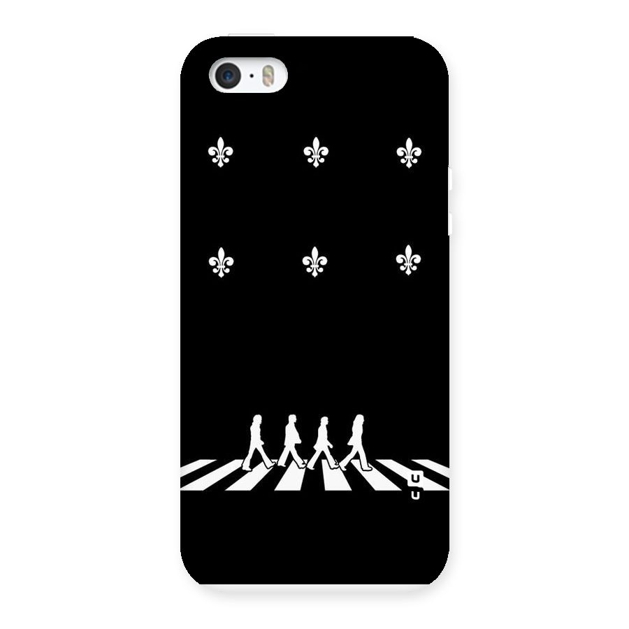 Walking Four Back Case for iPhone SE