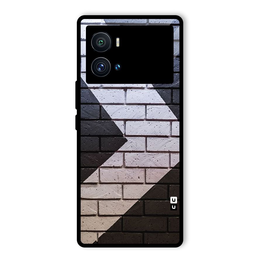 Wall Arrow Design Glass Back Case for Vivo iQOO 9 Pro