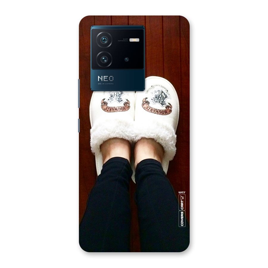 White Feets Back Case for Vivo iQOO Neo 6 5G