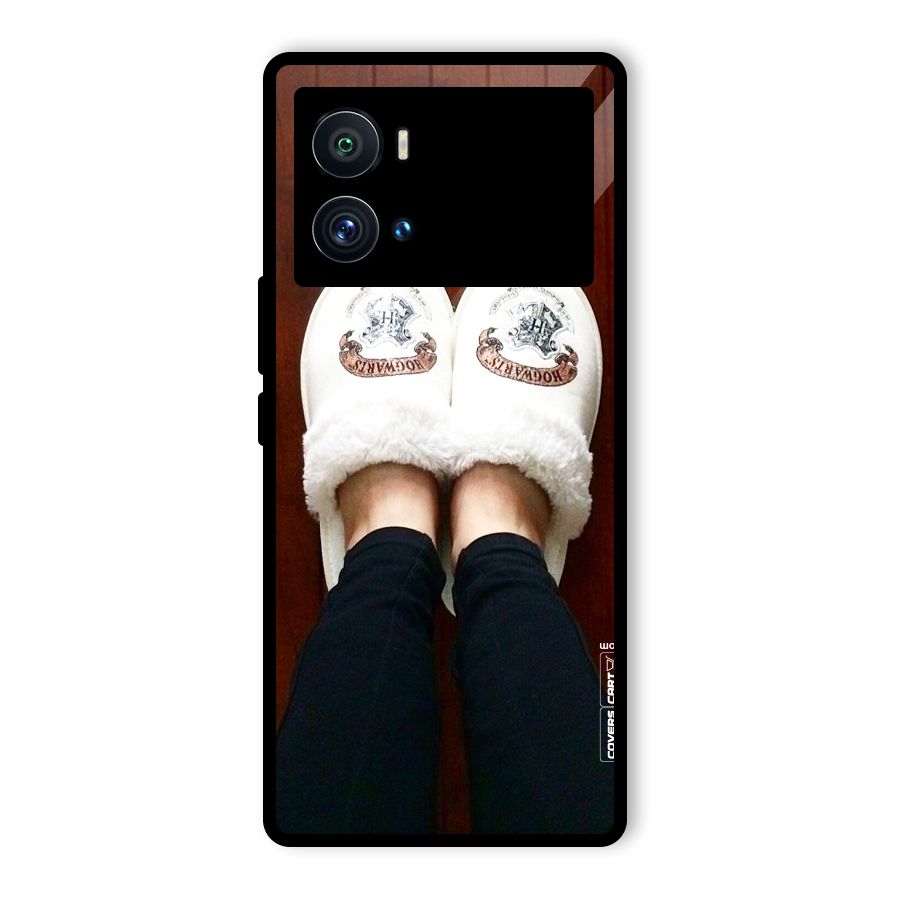 White Feets Glass Back Case for Vivo iQOO 9 Pro