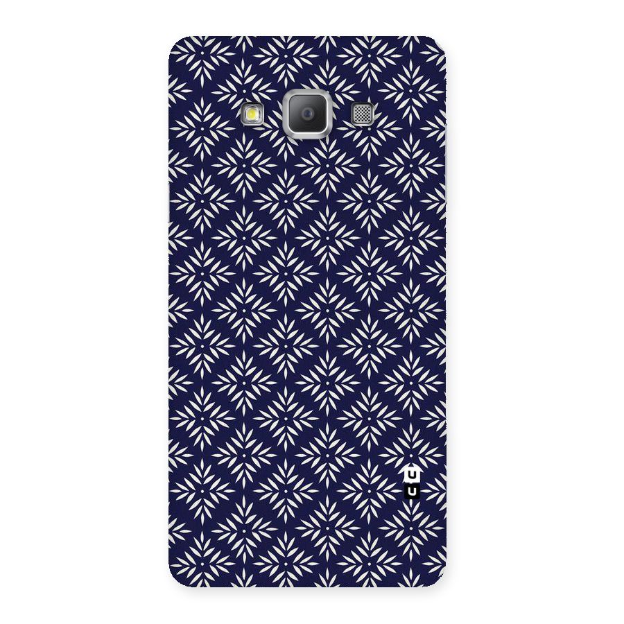 White Petals Pattern Back Case for Galaxy A7
