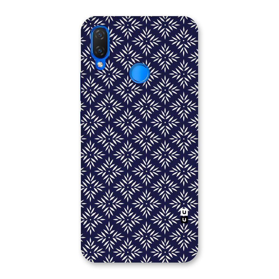 White Petals Pattern Back Case for Huawei P Smart+
