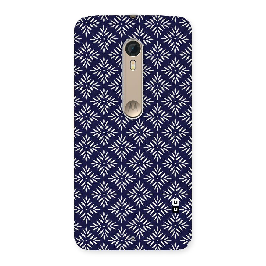 White Petals Pattern Back Case for Motorola Moto X Style