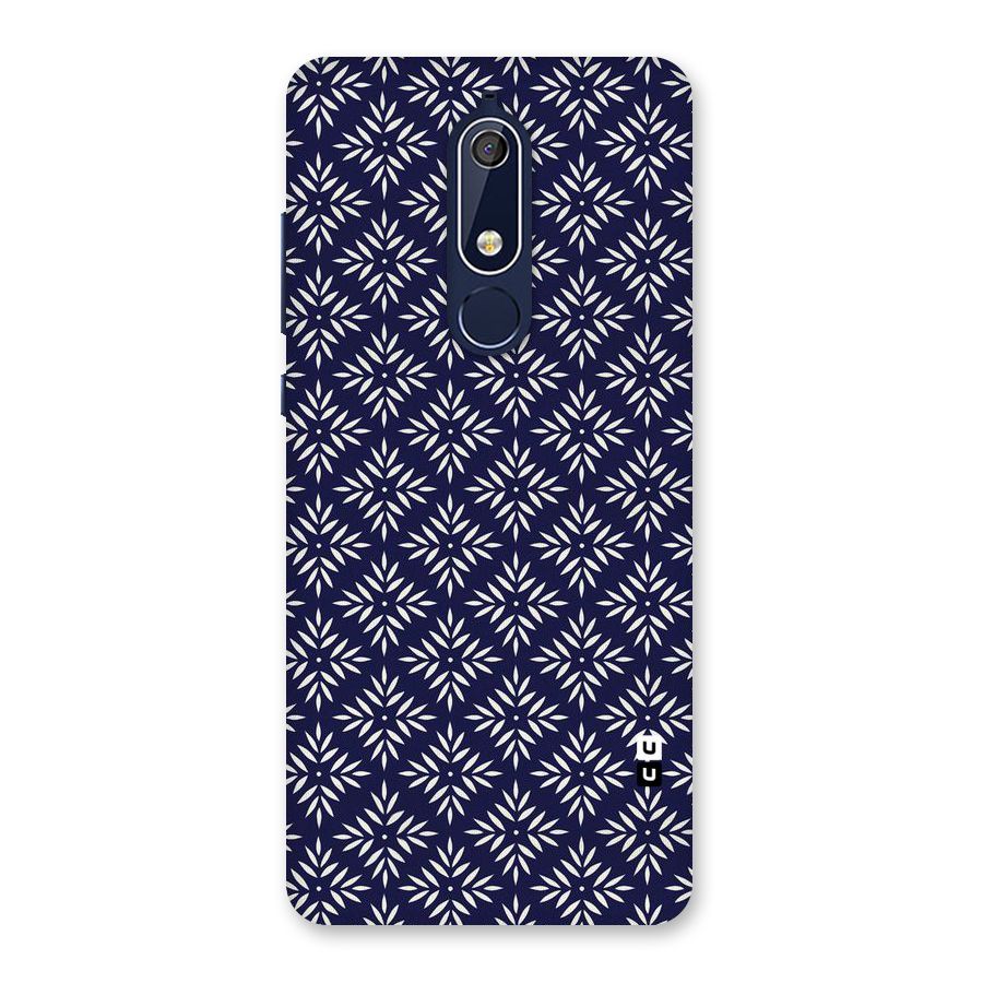 White Petals Pattern Back Case for Nokia 5.1