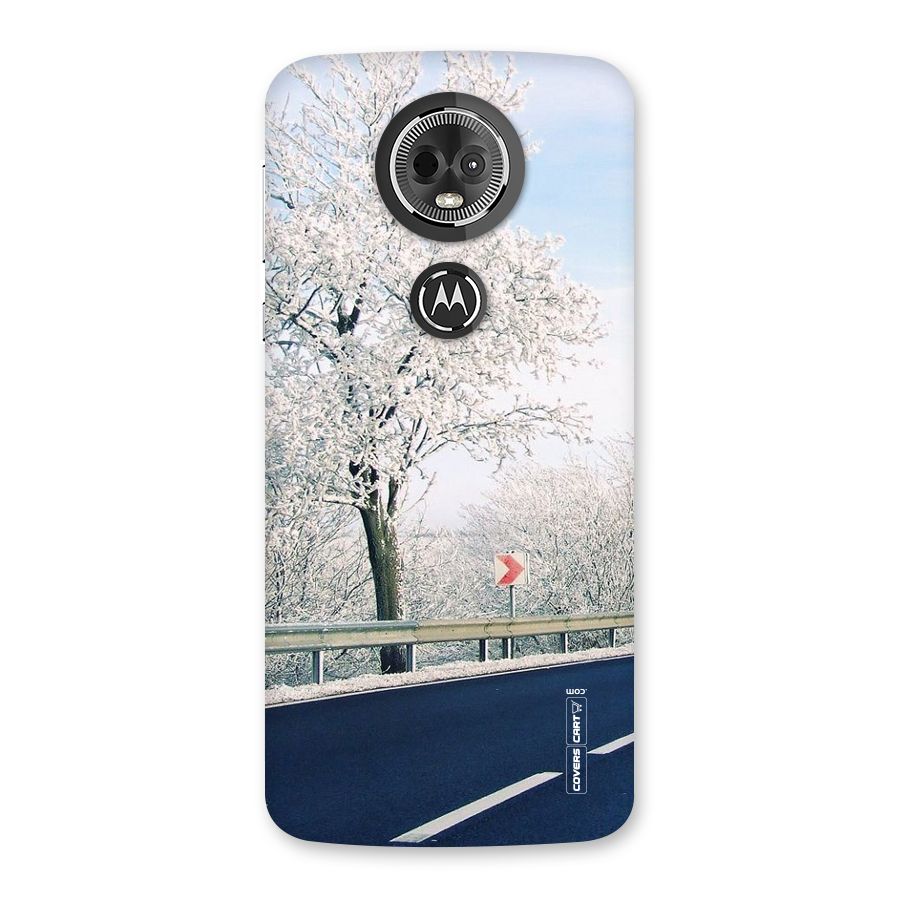 White Snow Tree Back Case for Moto E5 Plus