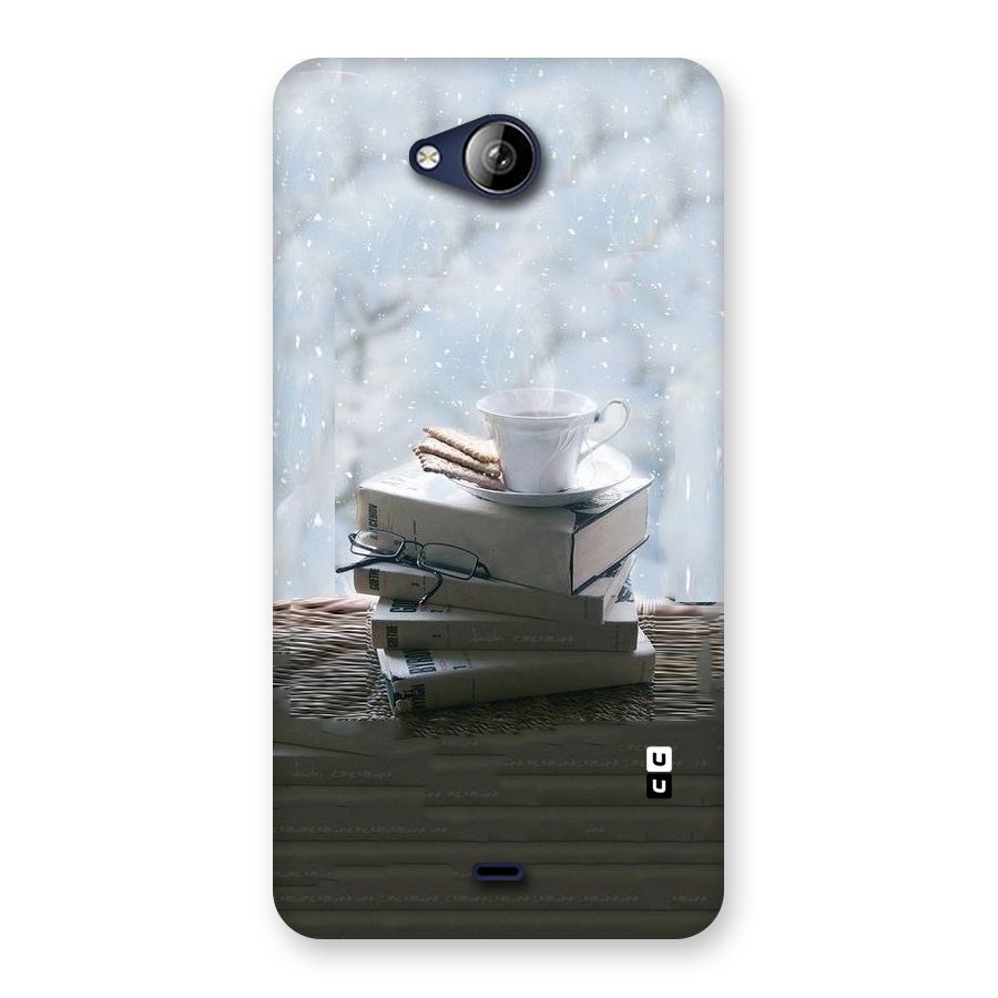 Winter Reads Back Case for Canvas Play Q355