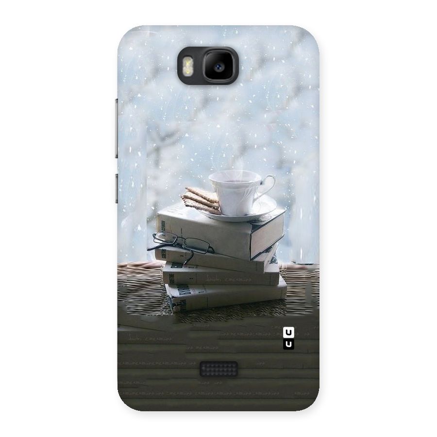 Winter Reads Back Case for Honor Bee