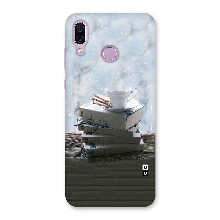 Winter Reads Back Case for Honor Play