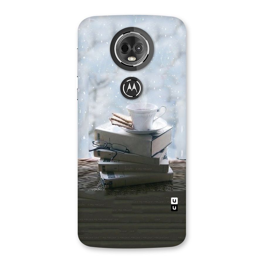 Winter Reads Back Case for Moto E5 Plus