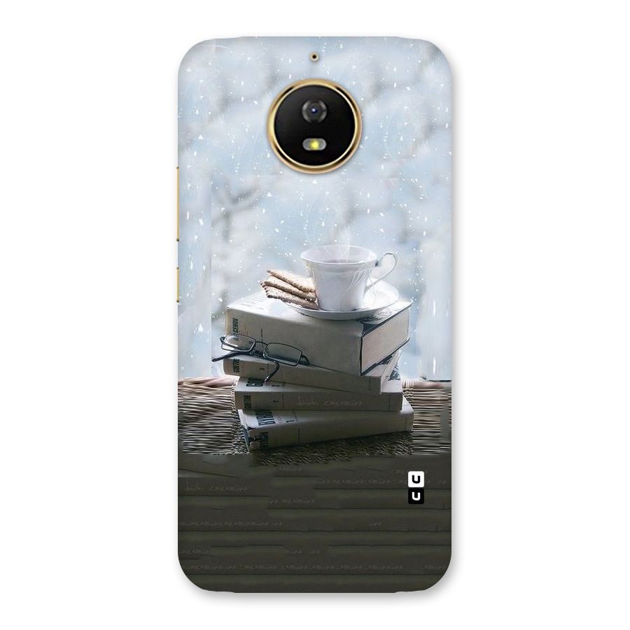 Winter Reads Back Case for Moto G5s