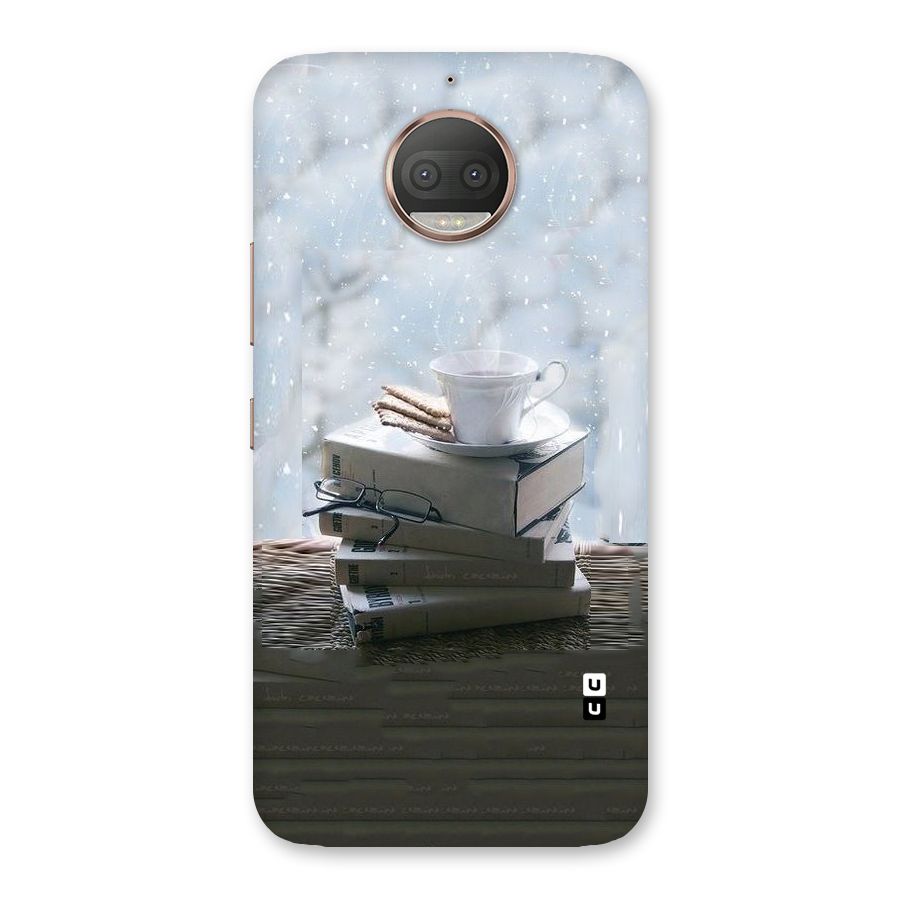 Winter Reads Back Case for Moto G5s Plus