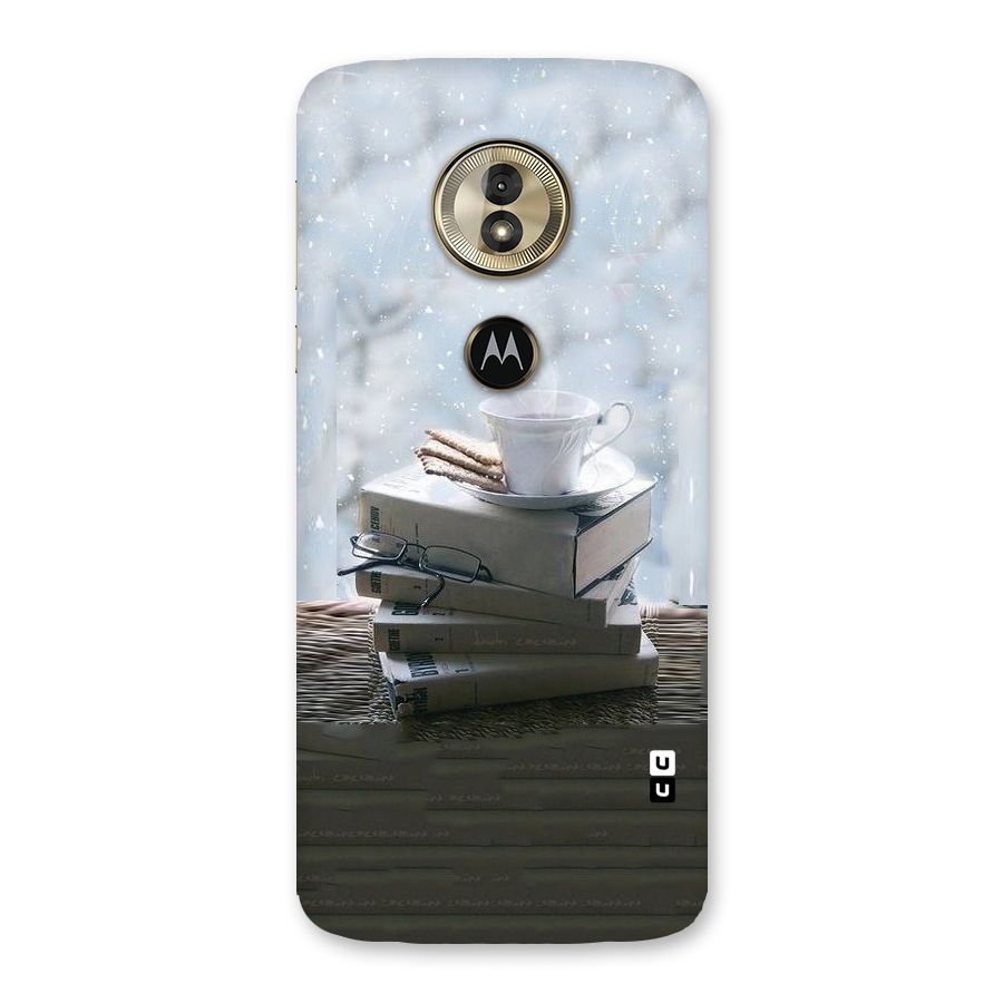 Winter Reads Back Case for Moto G6 Play