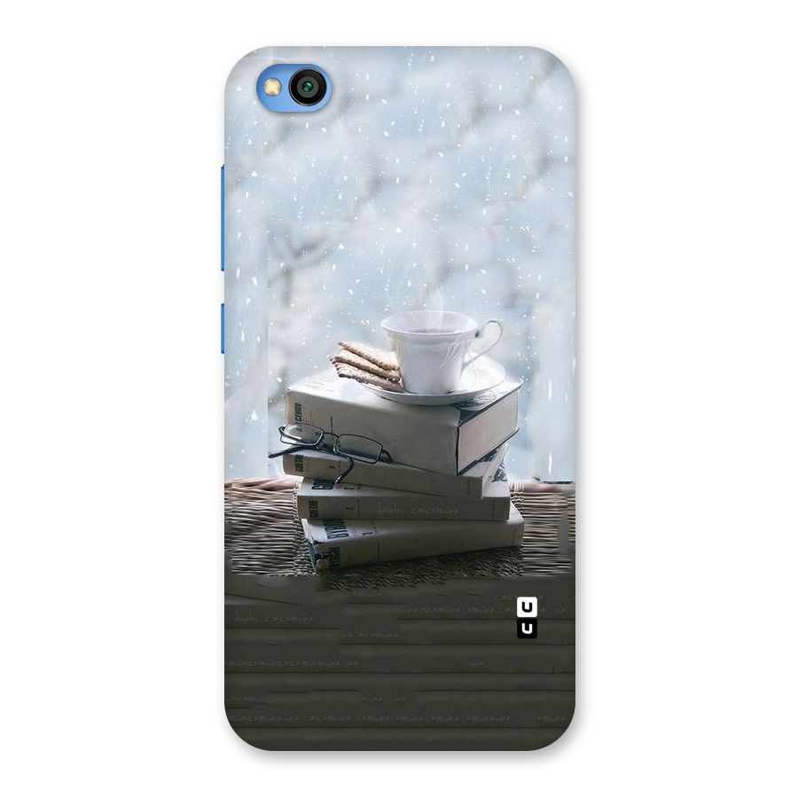 Winter Reads Back Case for Redmi Go