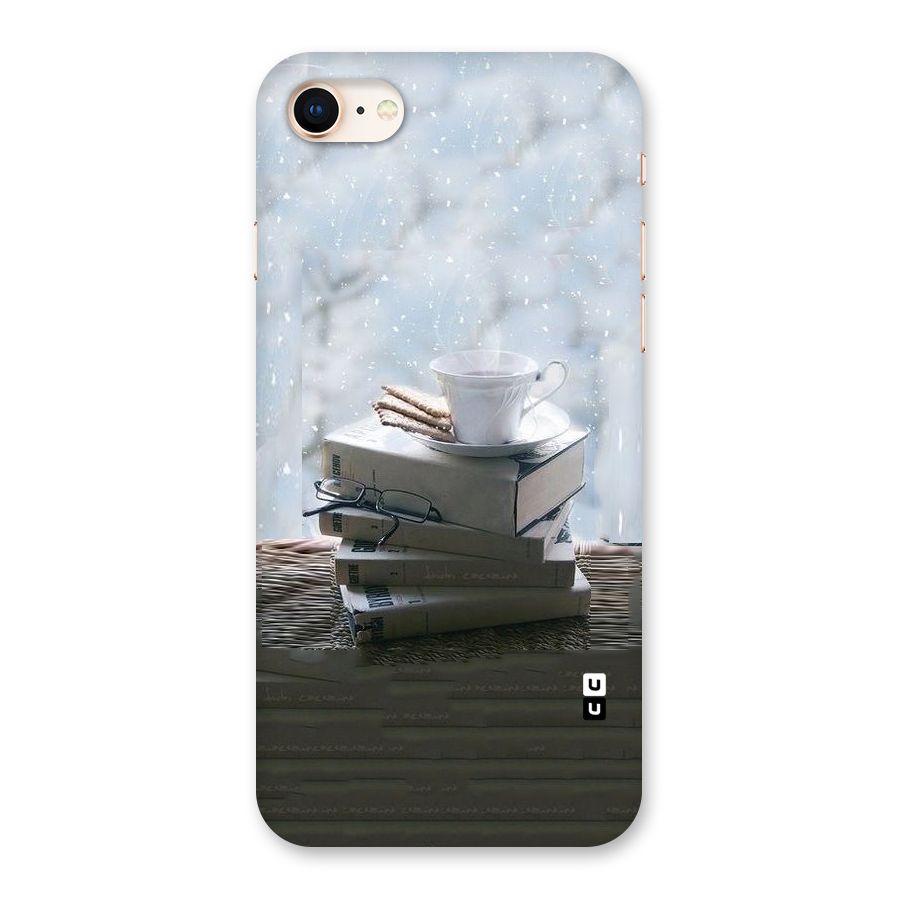 Winter Reads Back Case for iPhone 8