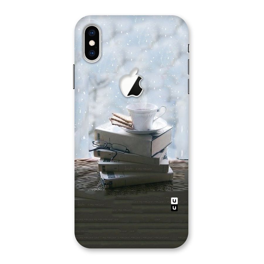 Winter Reads Back Case for iPhone XS Max Apple Cut