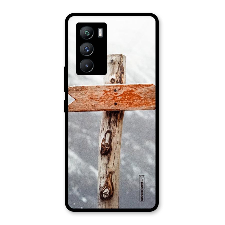 Wood And Snow Glass Back Case for Vivo iQOO 9 SE