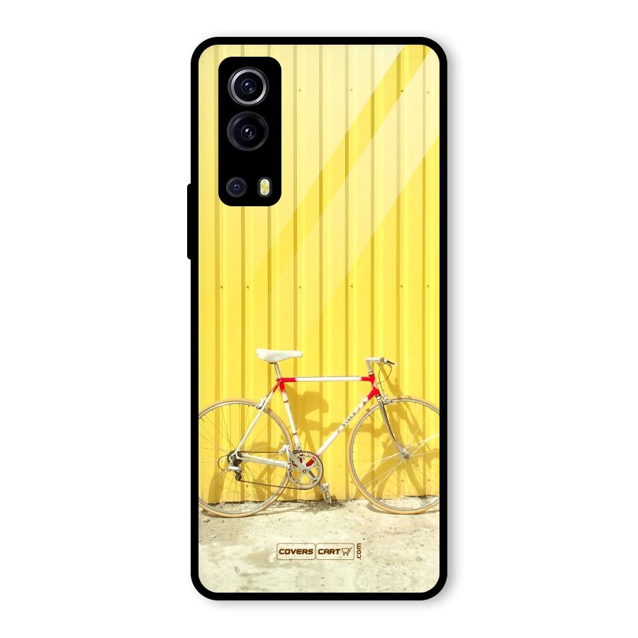 Yellow Cycle Classic Glass Back Case for Vivo iQOO Z3