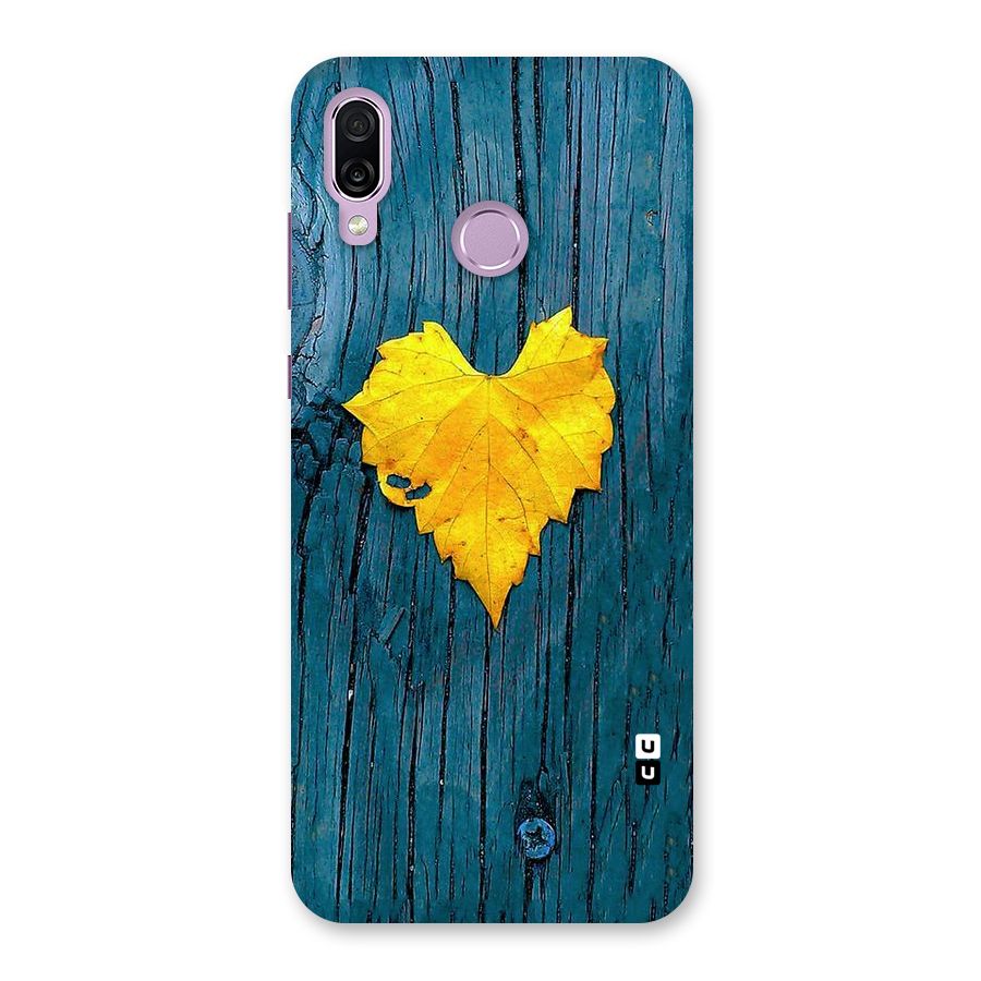 Yellow Leaf Back Case for Honor Play